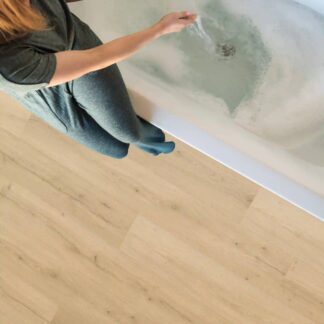 Quick-Step Alpha Bloom Brushed Oak Beige LVT Flooring AVMPU40319