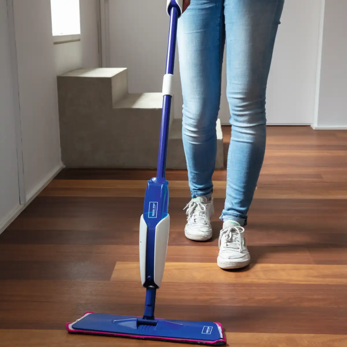 Quick-Step Eligna 8mm Merbau Red Brown EL996 - Image 3