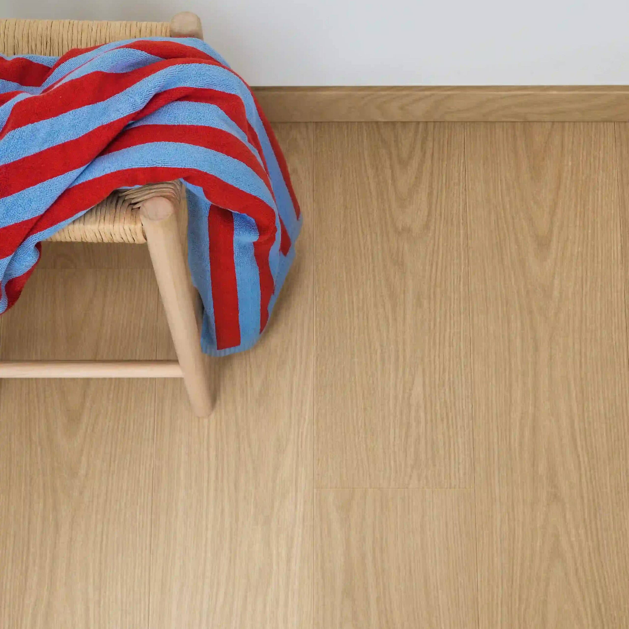 Quick-Step Alpha Blos Gingerbread Oak LVT Flooring AVSPU40278 - Image 3