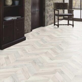 Kaindl Chevron Parquet 8mm Scandi Oak Embossed Flooring (8194)
