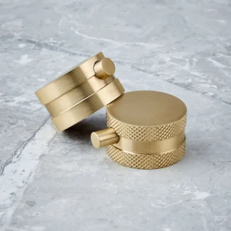 Scudo Core Round Handle Head & Handset Riser Kit - Brushed Brass