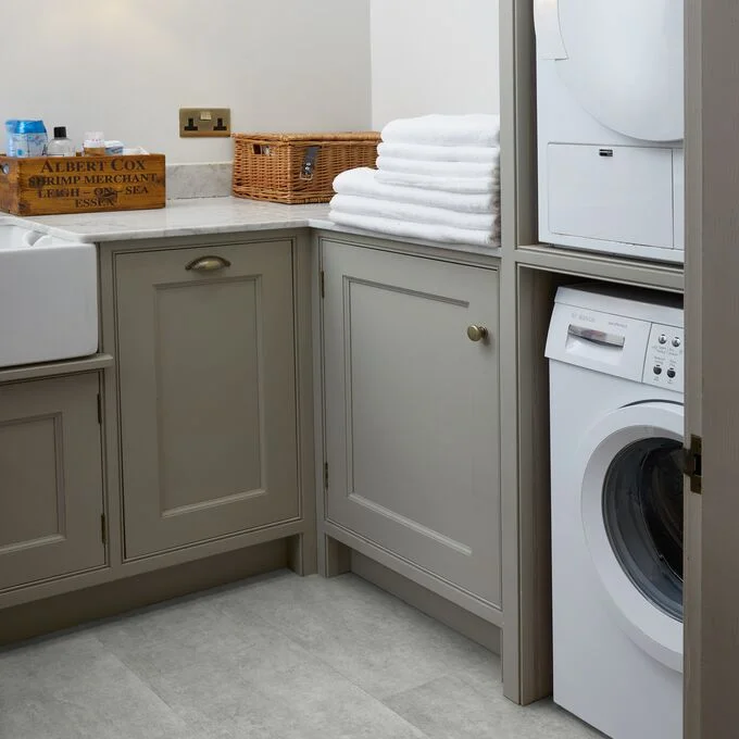 Polyflor Camaro Rigid Core PUR 5.5mm Click LVT Grey Flagstone 4166 - Image 3