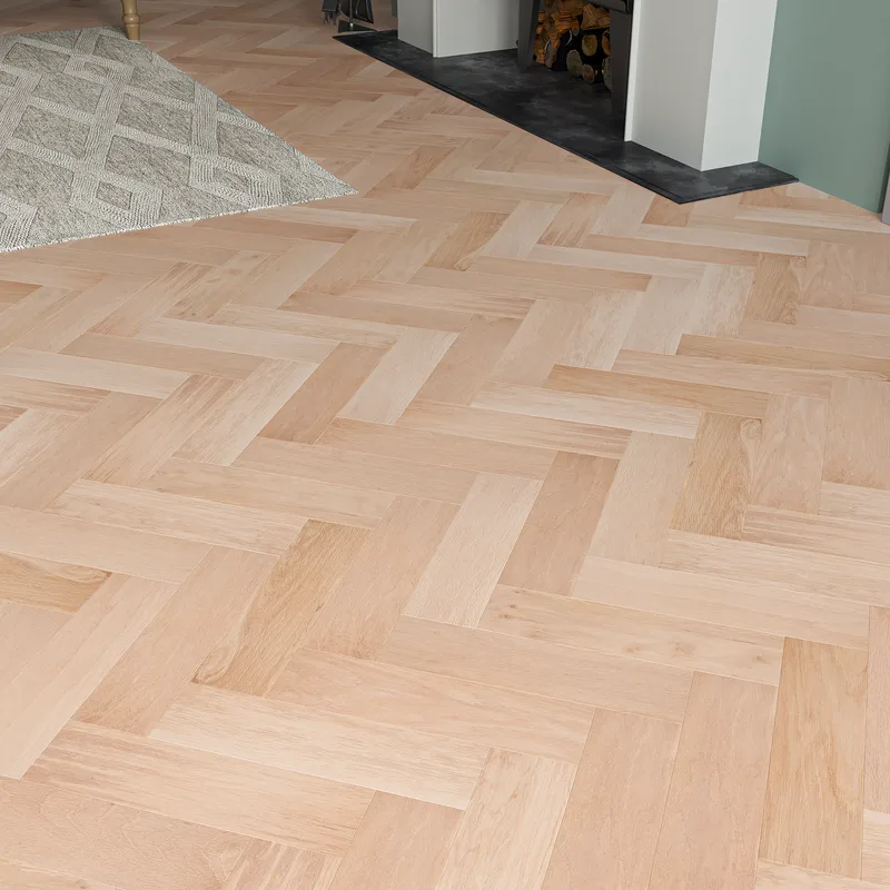 Wood Flooring Kent Select Herringbone 300 x 80 10/3mm Engineered Wood Flooring Canvas Oak ESH103-1 - Image 3